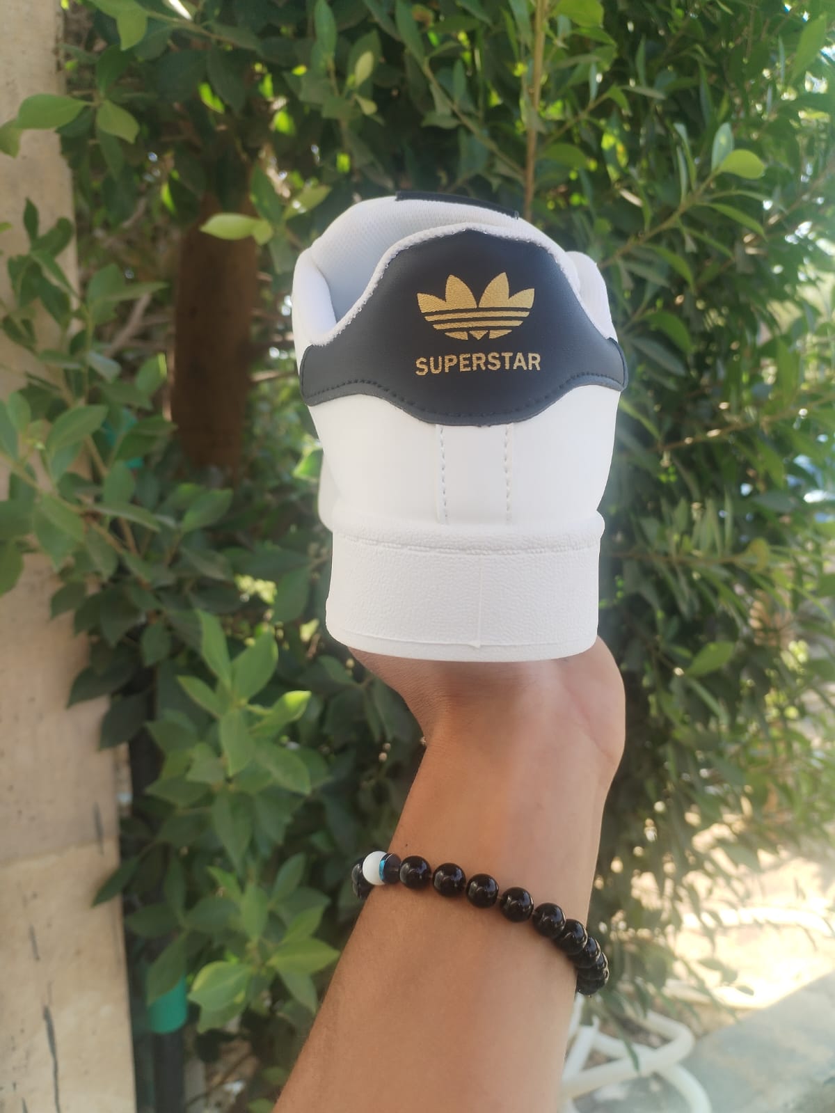 super stare white x black