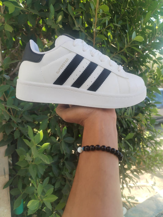 Super Star White x Black