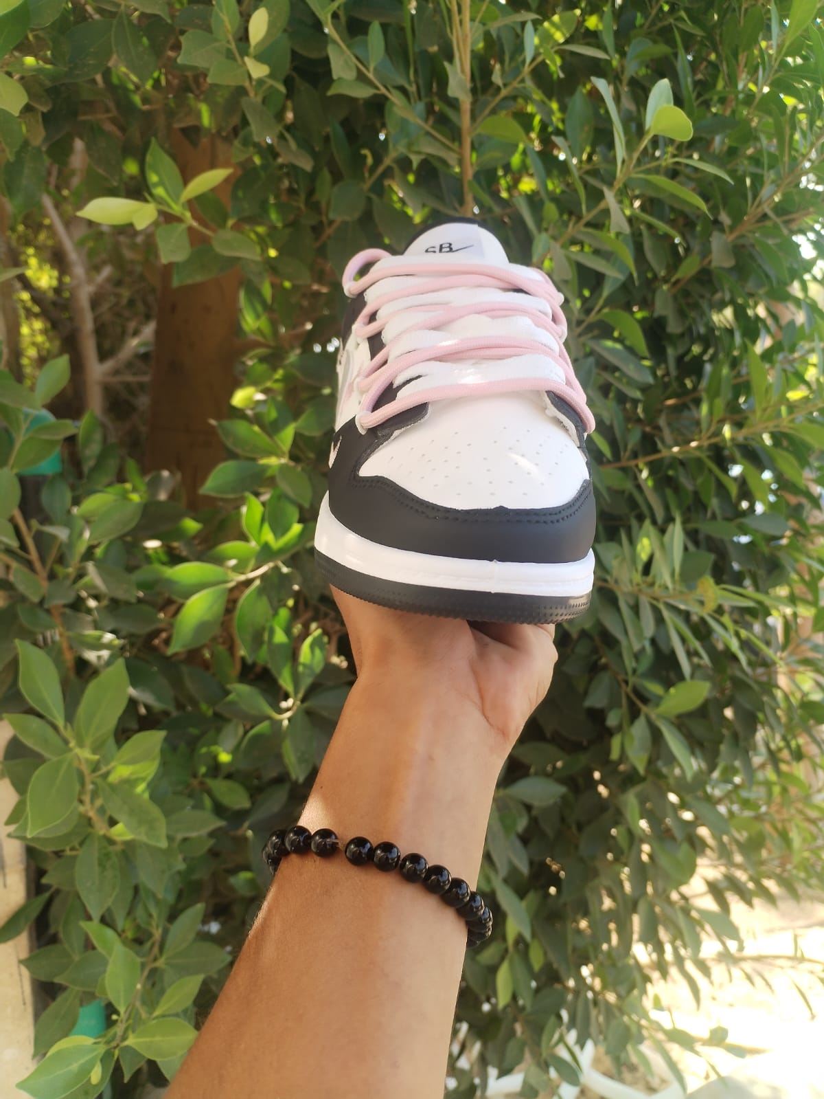 Air Jordan Black x white rose