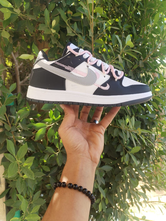 Air Jordan Black x White Rose