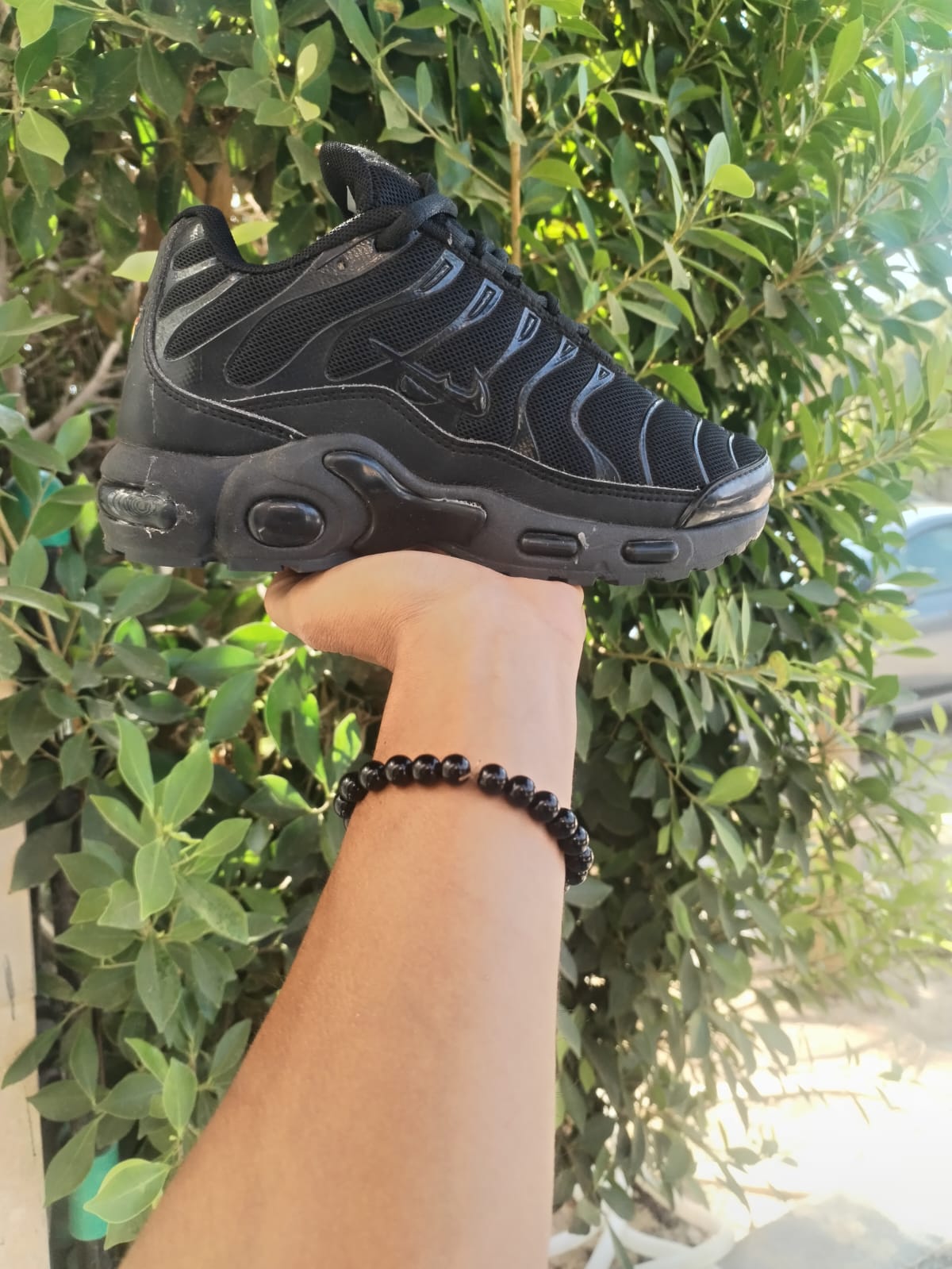 Nik TN Black